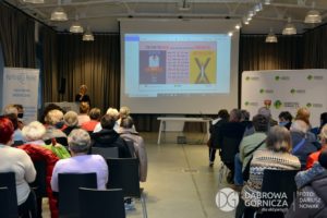 2021.11.29 DG - Fabryka Pełna Życia. Tik tak tik - RAK. Druga edycja miejskiej kampanii profilaktycznej. Spotkanie z seniorami. FOTO: Dariusz Nowak (nddg)