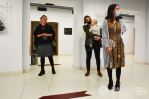 2021.12.01 DG - Galeria PKZ. "Sekrety Światła - Światłocienie" - wystawa prac studentów i pedagogów pracowni Witrażu i Szkła Artystycznego Instytutu Sztuk Plastycznych Uniwersytetu Śląskiego w Cieszynie. FOTO: Dariusz Nowak (nddg)
